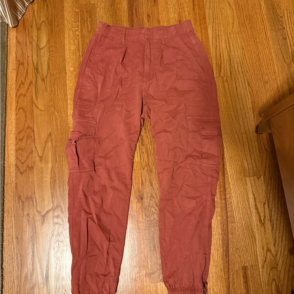 Women’s Rust Cargo Pants